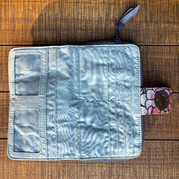 Vera Bradley Tropical Evening Floral Turn-lock Zip Around Clutch Wallet 2019 - Picture 3 of 7